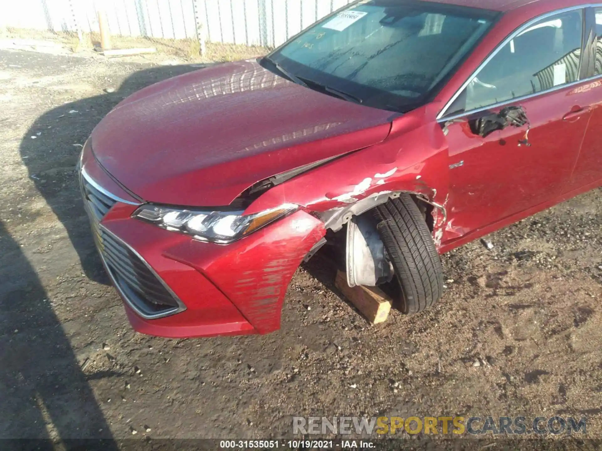 6 Photograph of a damaged car 4T1B21FB2KU002583 TOYOTA AVALON 2019