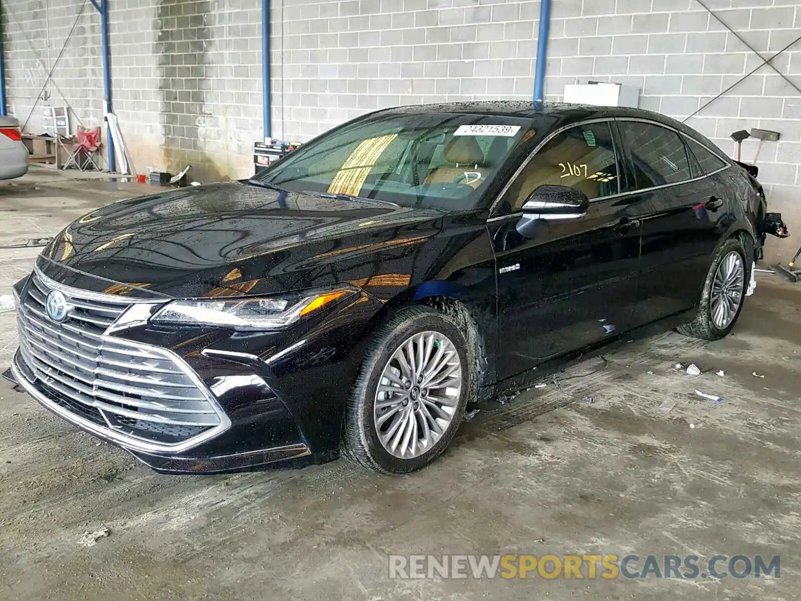 2 Photograph of a damaged car 4T1B21FB2KU004284 TOYOTA AVALON 2019