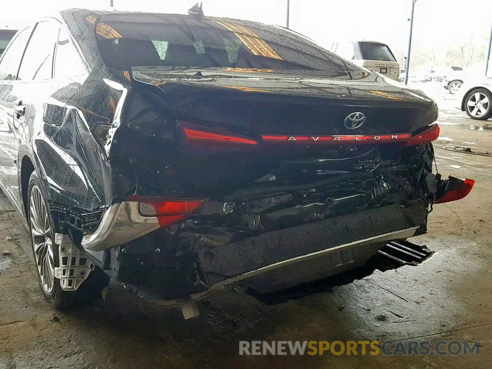 9 Photograph of a damaged car 4T1B21FB2KU004284 TOYOTA AVALON 2019