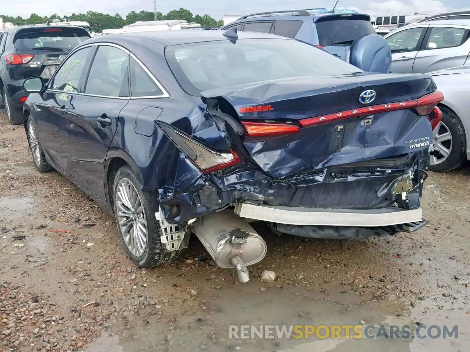 3 Photograph of a damaged car 4T1B21FB2KU005838 TOYOTA AVALON 2019