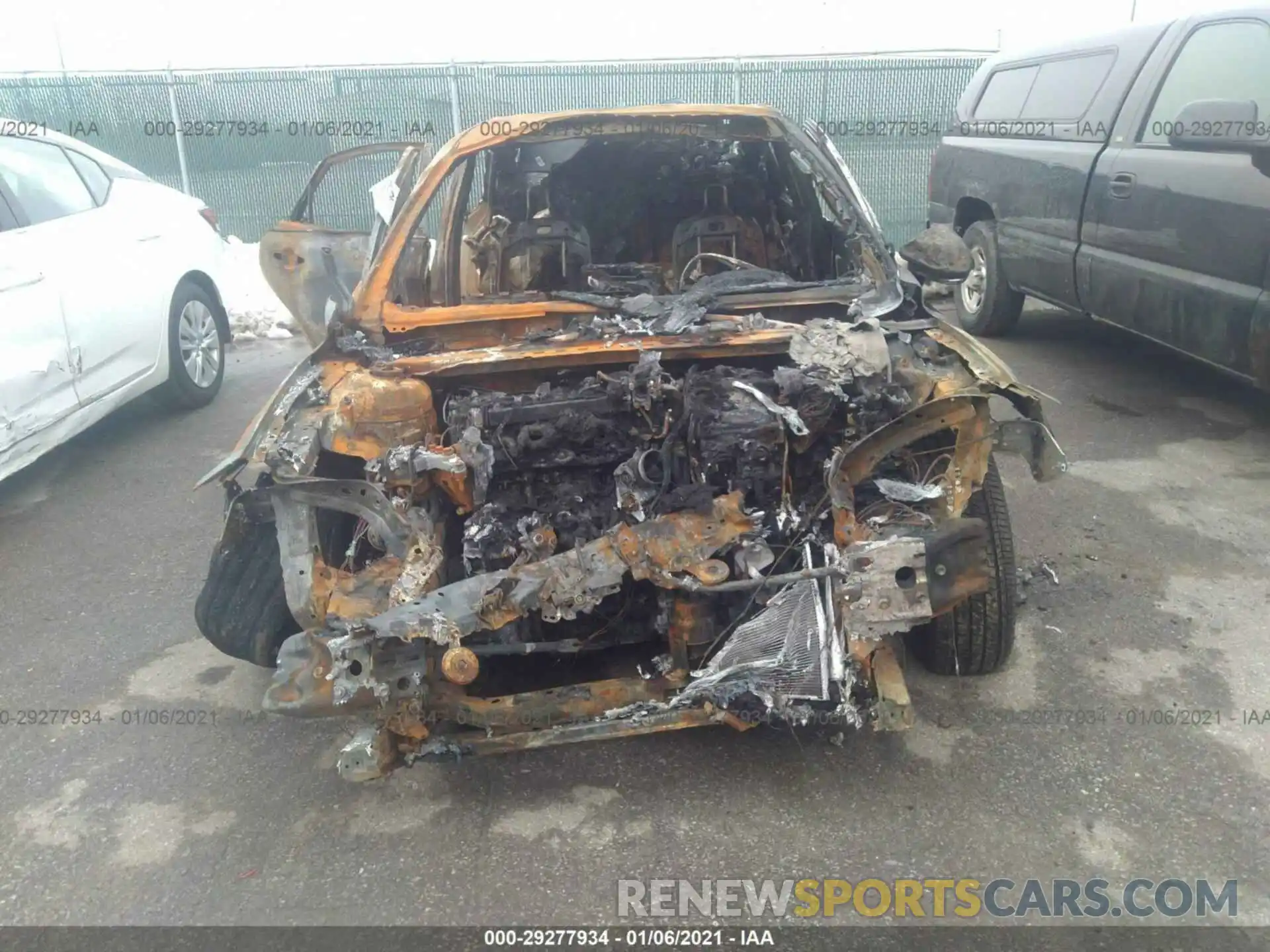 6 Photograph of a damaged car 4T1B21FB2KU006231 TOYOTA AVALON 2019