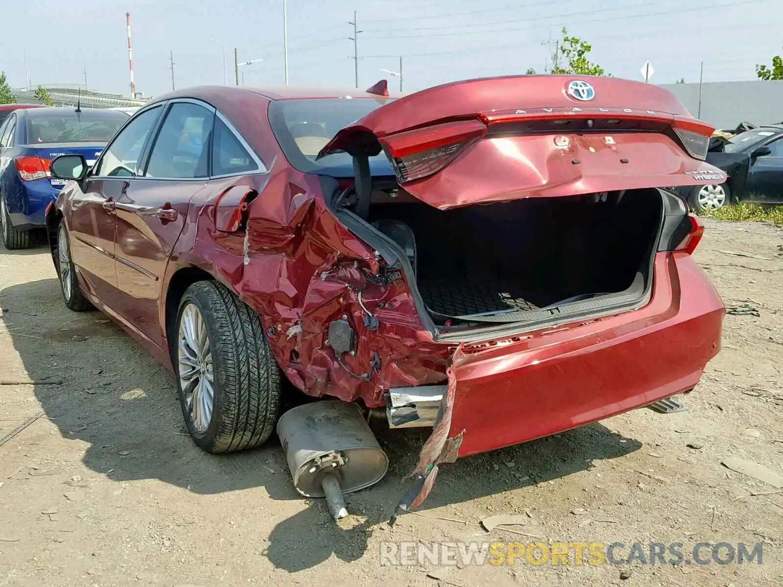 3 Photograph of a damaged car 4T1B21FB2KU006813 TOYOTA AVALON 2019