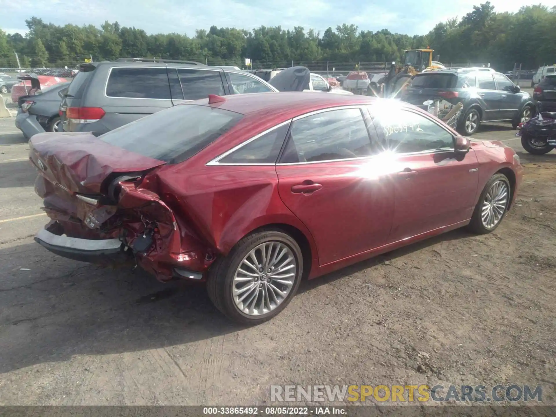 4 Photograph of a damaged car 4T1B21FB2KU007296 TOYOTA AVALON 2019