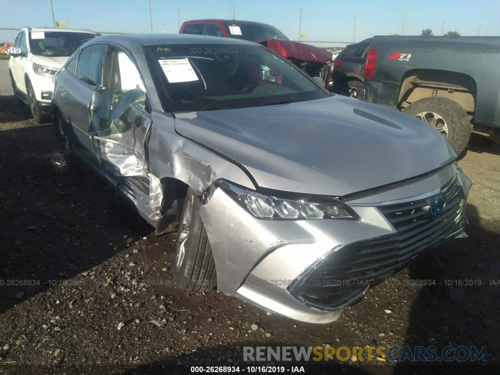 1 Photograph of a damaged car 4T1B21FB2KU010182 TOYOTA AVALON 2019