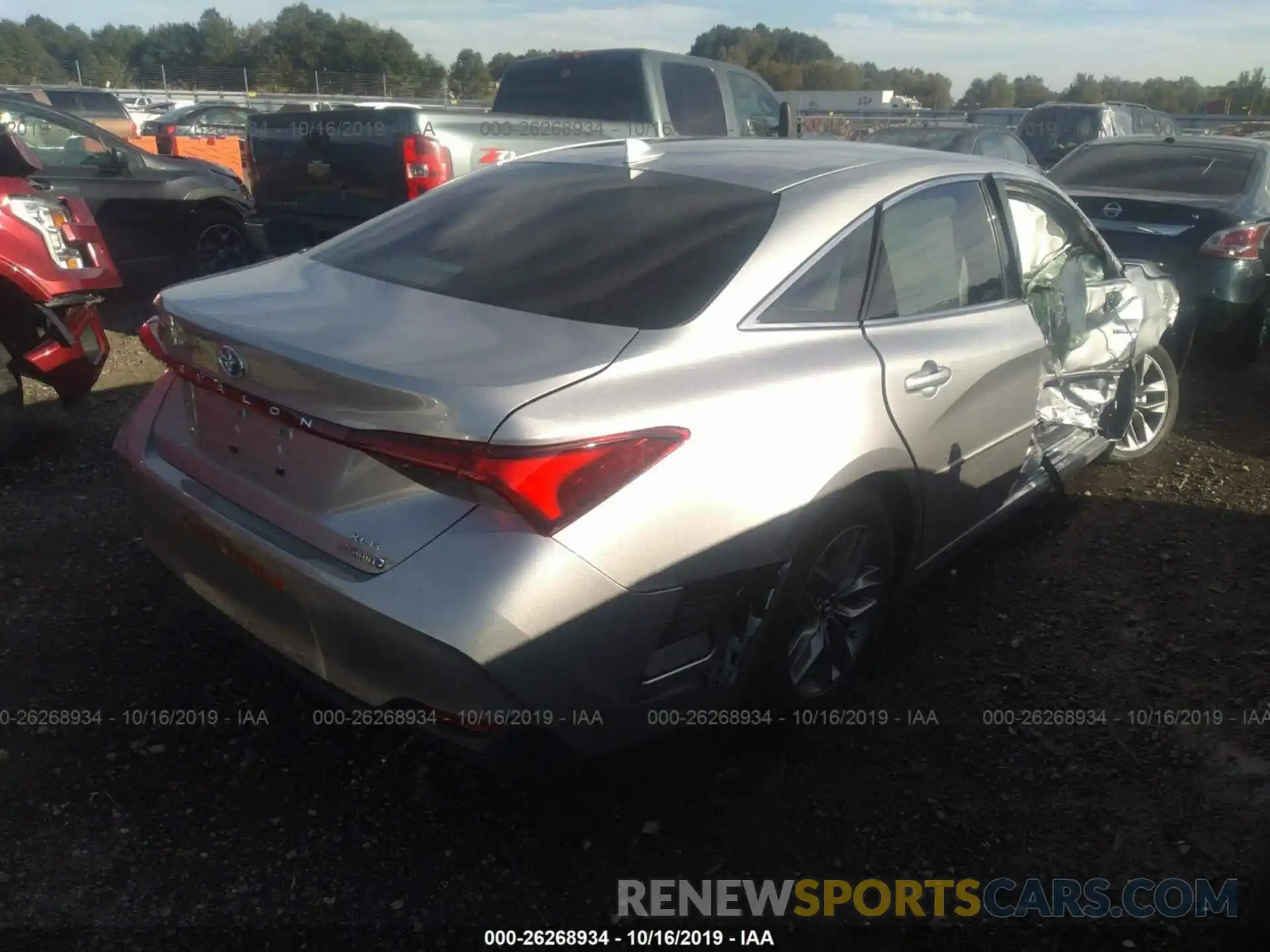 4 Photograph of a damaged car 4T1B21FB2KU010182 TOYOTA AVALON 2019