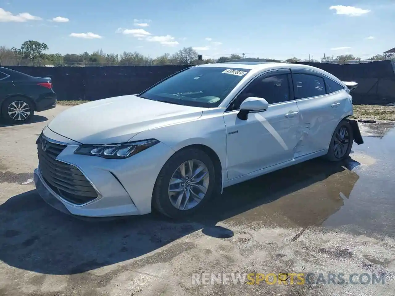 1 Photograph of a damaged car 4T1B21FB3KU001474 TOYOTA AVALON 2019