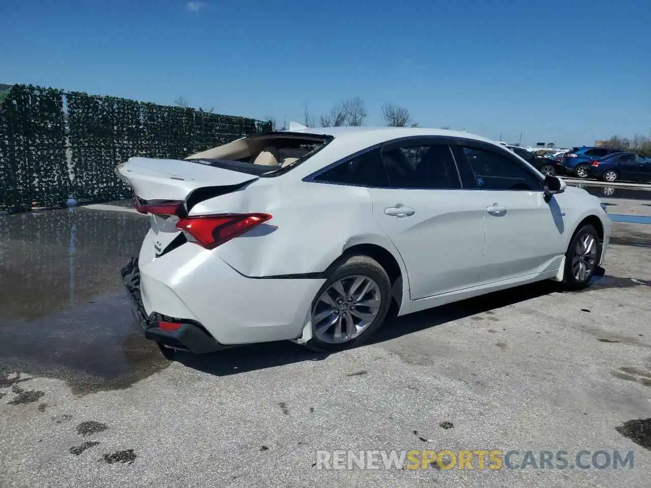 3 Photograph of a damaged car 4T1B21FB3KU001474 TOYOTA AVALON 2019