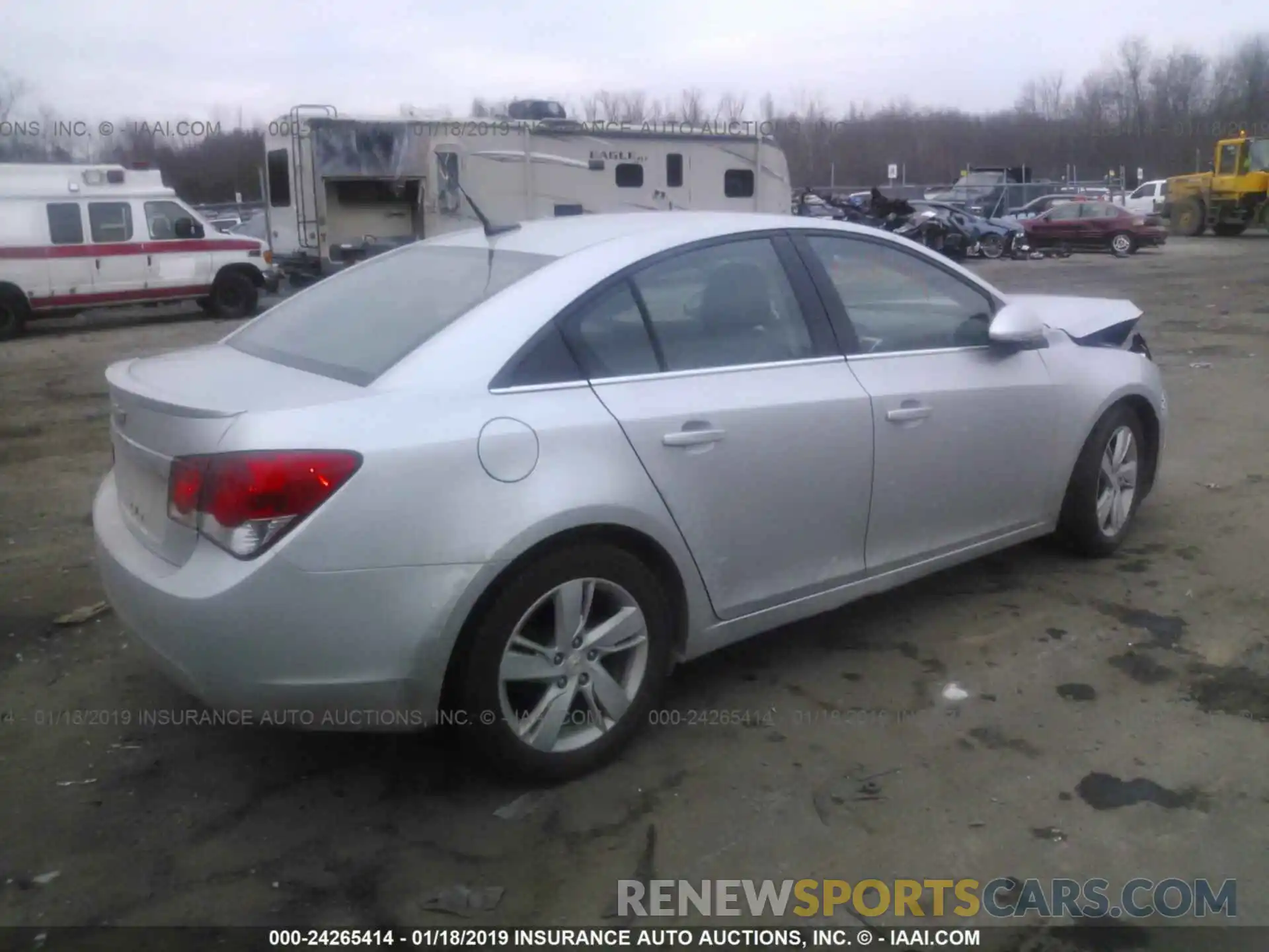 4 Photograph of a damaged car 4T1B21FB3KU004682 TOYOTA AVALON 2019