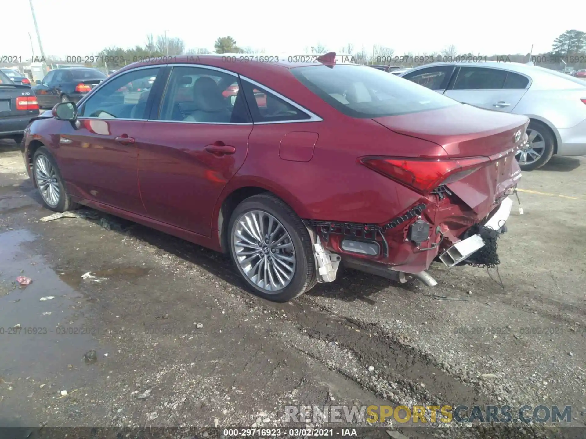 3 Photograph of a damaged car 4T1B21FB3KU006495 TOYOTA AVALON 2019