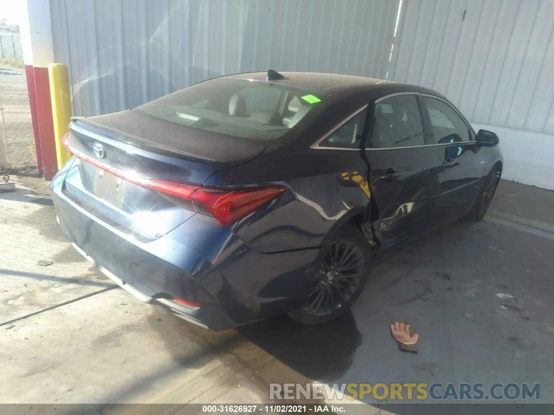 4 Photograph of a damaged car 4T1B21FB3KU007341 TOYOTA AVALON 2019