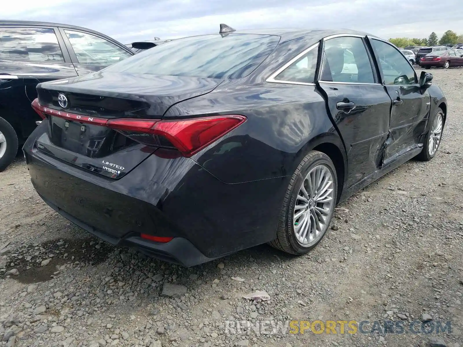 4 Фотография поврежденного автомобиля 4T1B21FB3KU010711 TOYOTA AVALON 2019