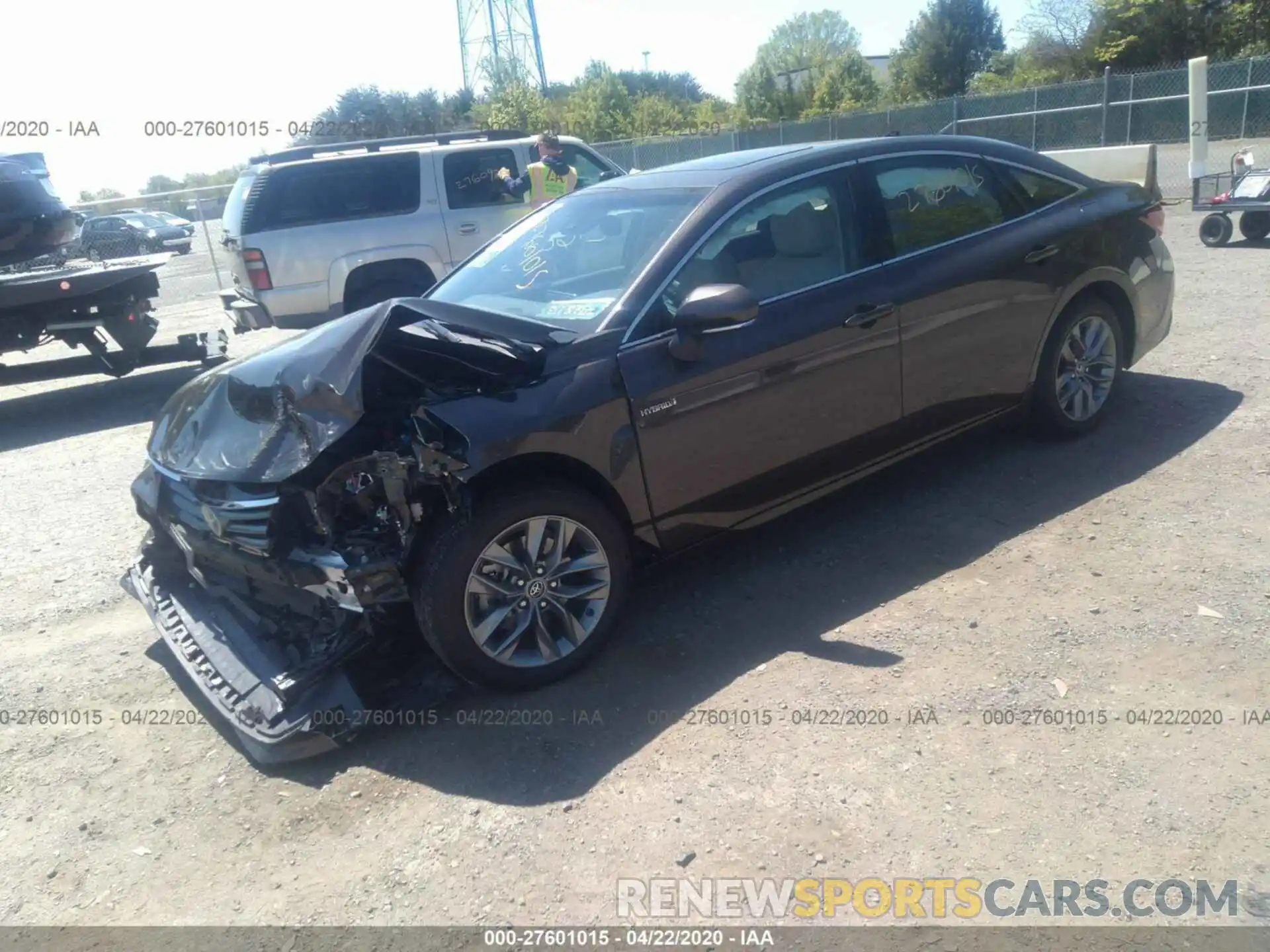 2 Photograph of a damaged car 4T1B21FB3KU011311 TOYOTA AVALON 2019