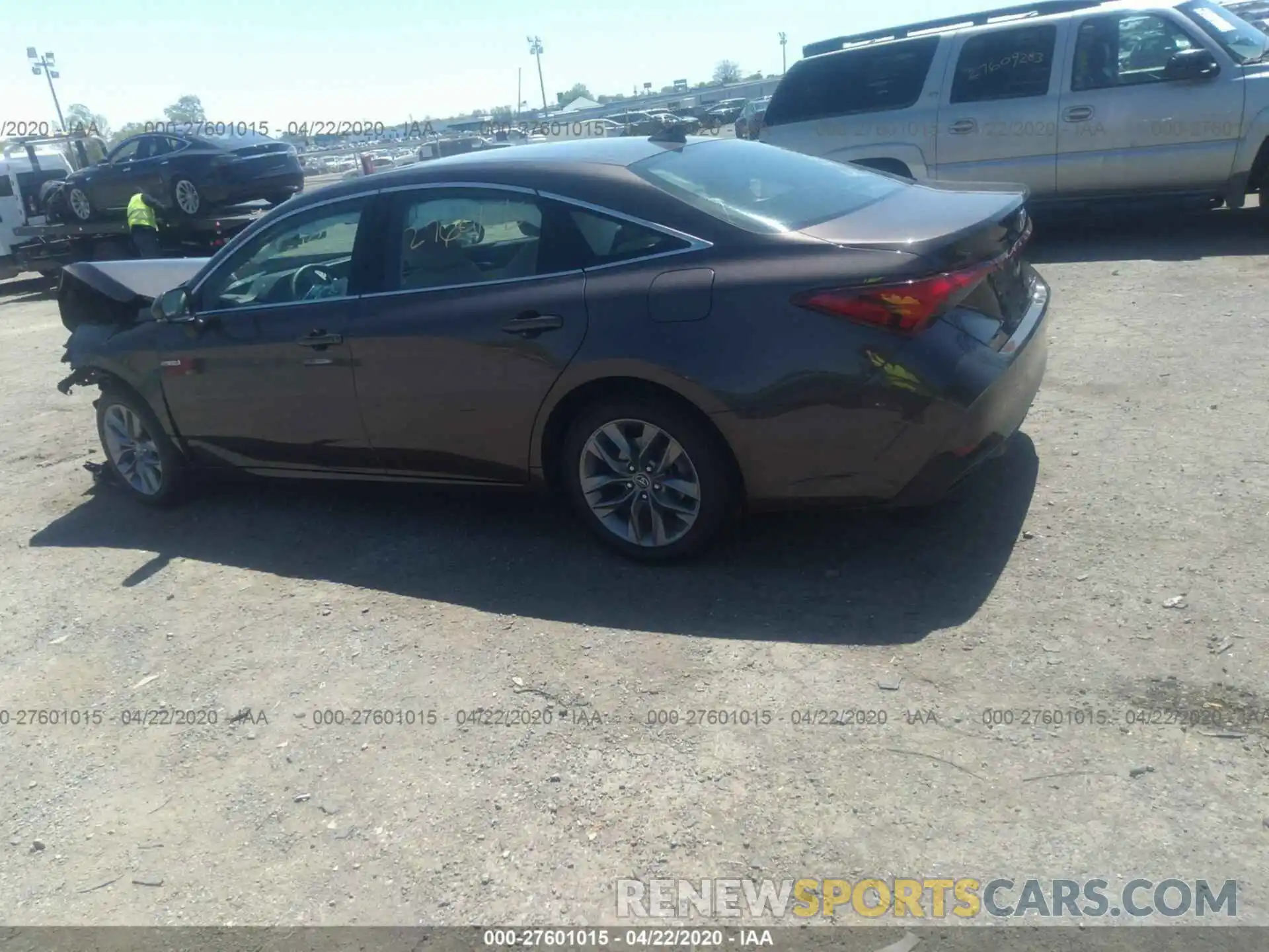 3 Photograph of a damaged car 4T1B21FB3KU011311 TOYOTA AVALON 2019