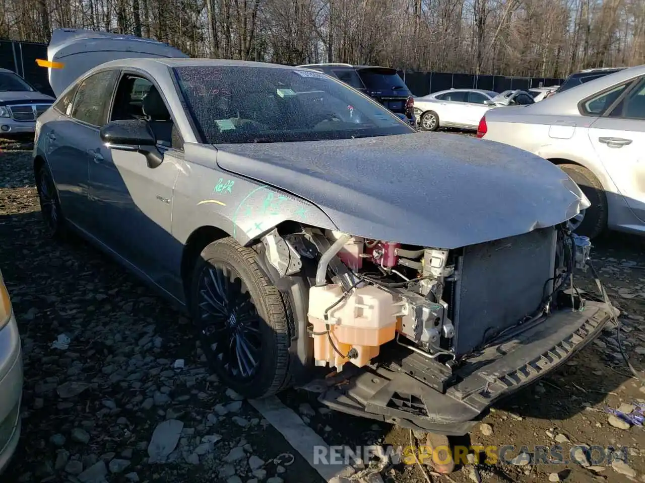 1 Photograph of a damaged car 4T1B21FB4KU011172 TOYOTA AVALON 2019