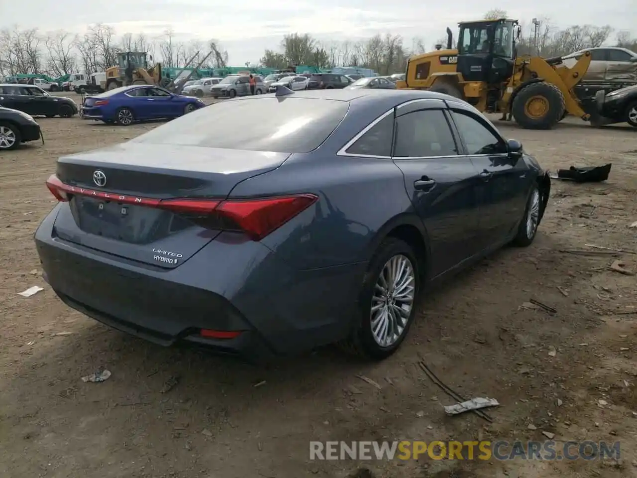 4 Photograph of a damaged car 4T1B21FB5KU001301 TOYOTA AVALON 2019