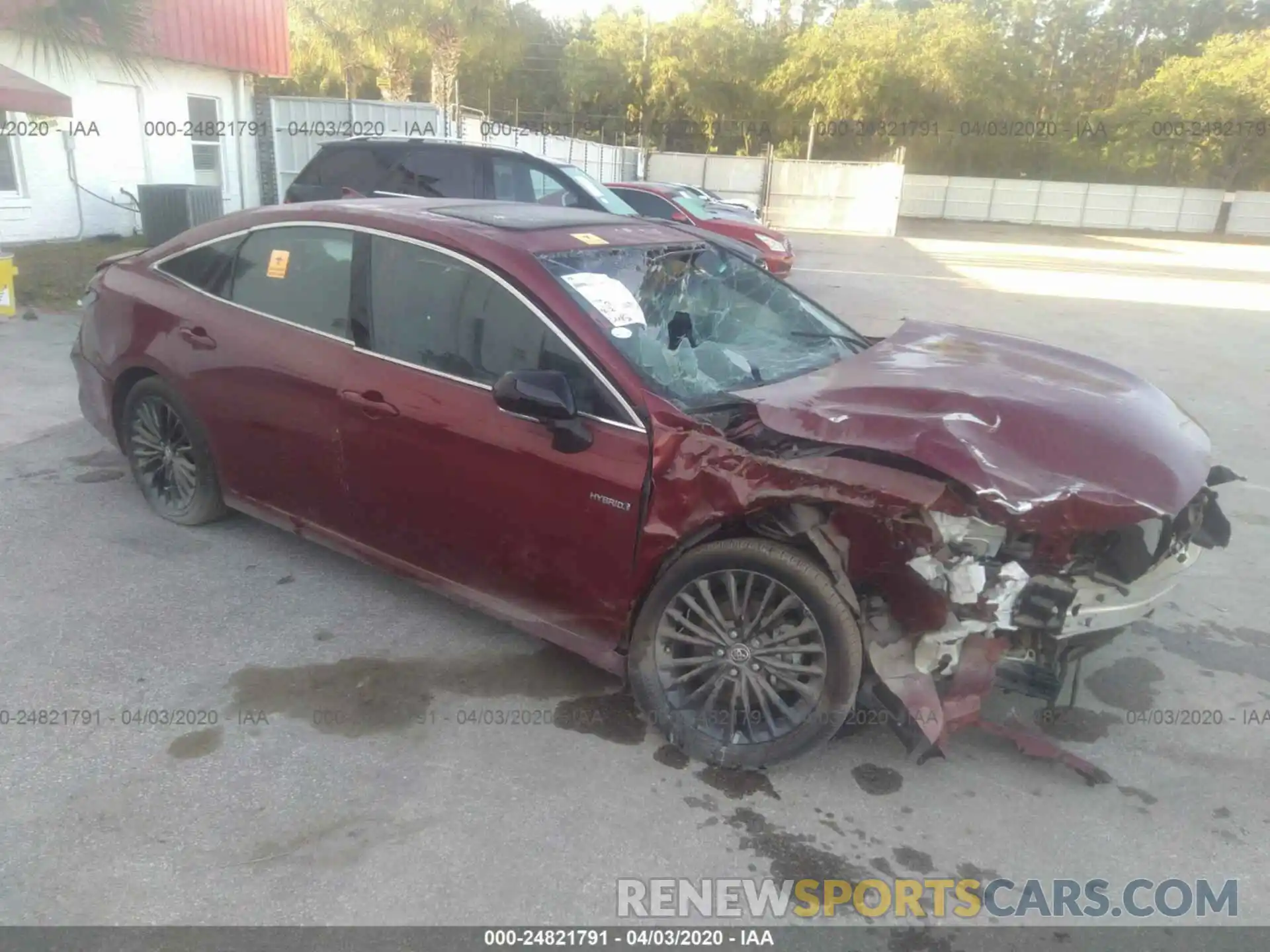 1 Photograph of a damaged car 4T1B21FB5KU002237 TOYOTA AVALON 2019