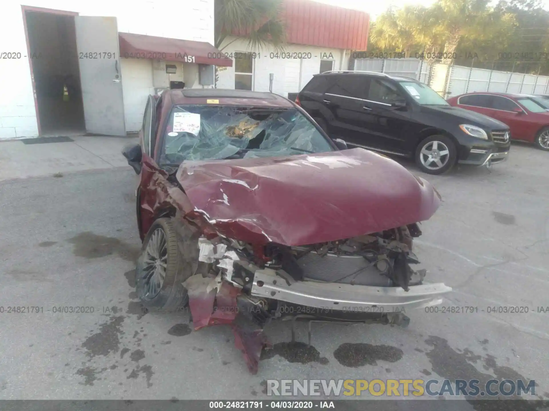 6 Photograph of a damaged car 4T1B21FB5KU002237 TOYOTA AVALON 2019