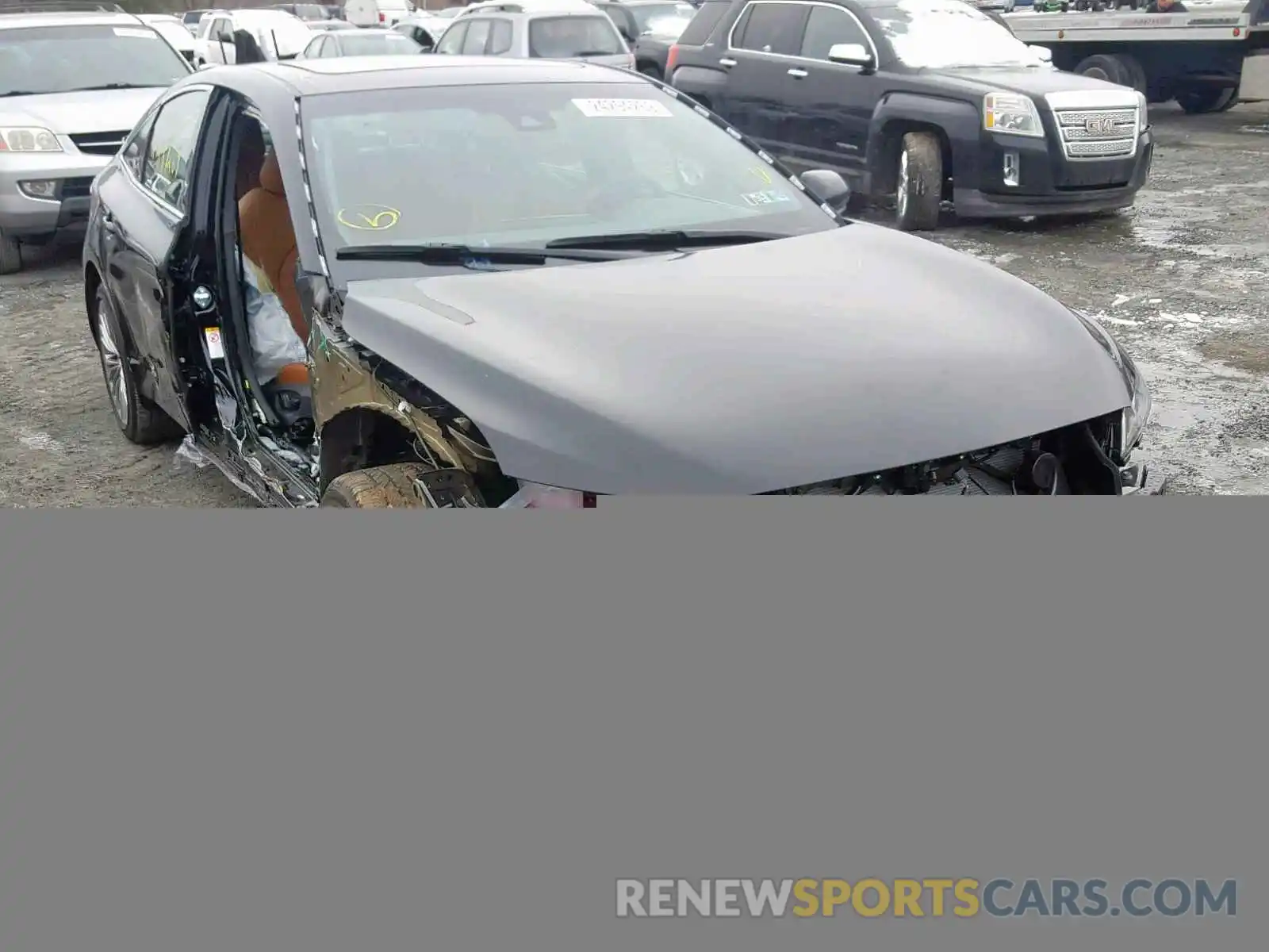 1 Photograph of a damaged car 4T1B21FB5KU004960 TOYOTA AVALON 2019