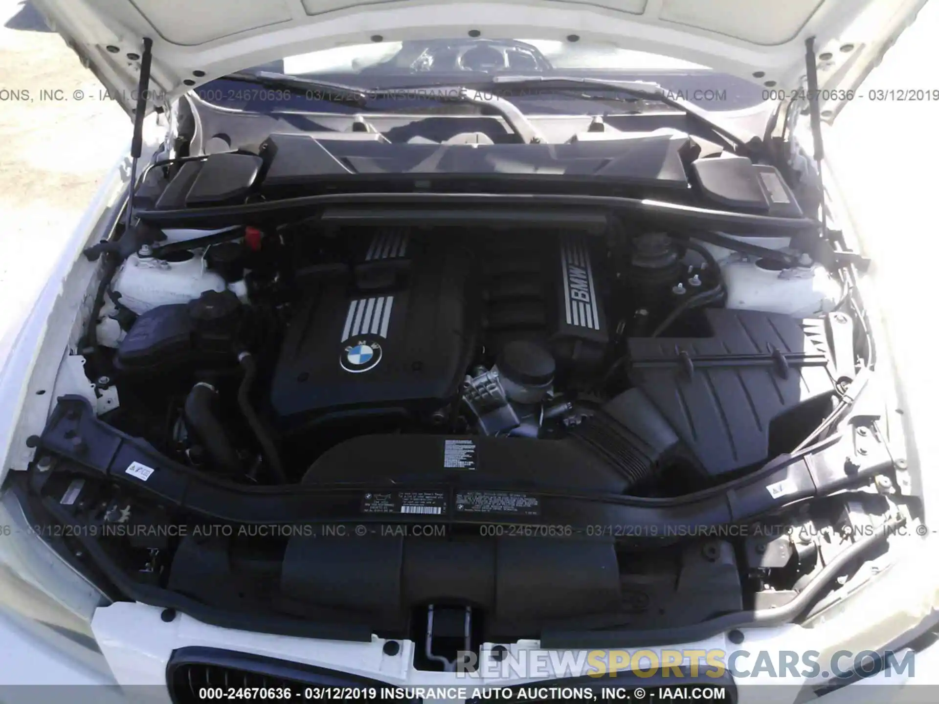 10 Photograph of a damaged car 4T1B21FB5KU005879 TOYOTA AVALON 2019