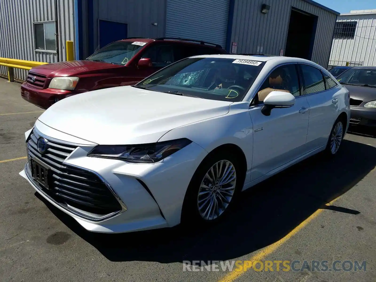 2 Photograph of a damaged car 4T1B21FB5KU011570 TOYOTA AVALON 2019