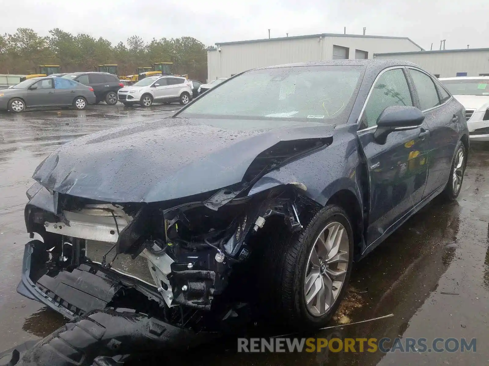 2 Photograph of a damaged car 4T1B21FB6KU001422 TOYOTA AVALON 2019