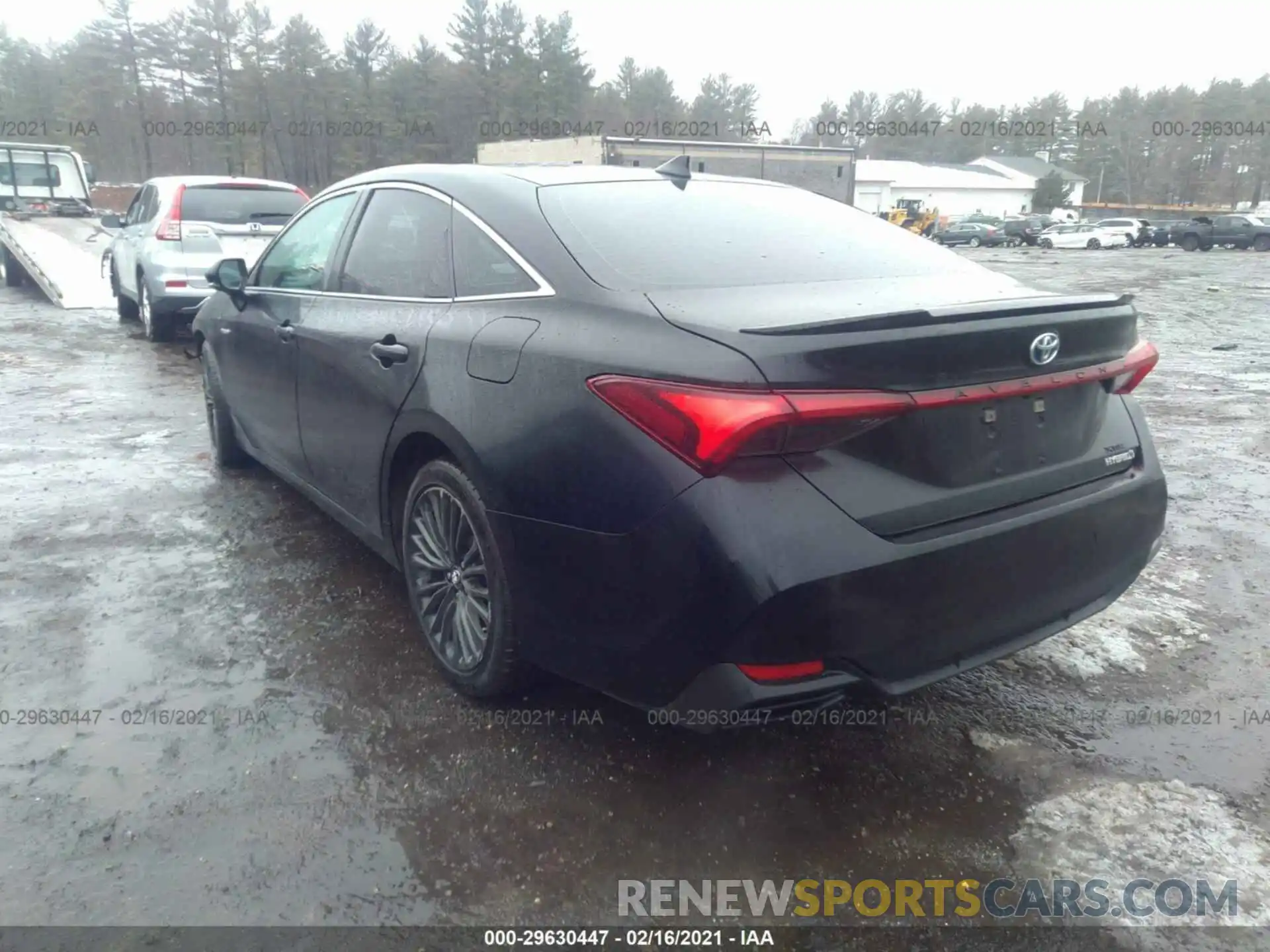 3 Photograph of a damaged car 4T1B21FB6KU002294 TOYOTA AVALON 2019