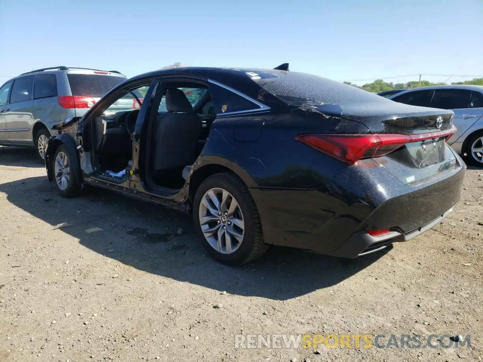 3 Photograph of a damaged car 4T1B21FB6KU002991 TOYOTA AVALON 2019