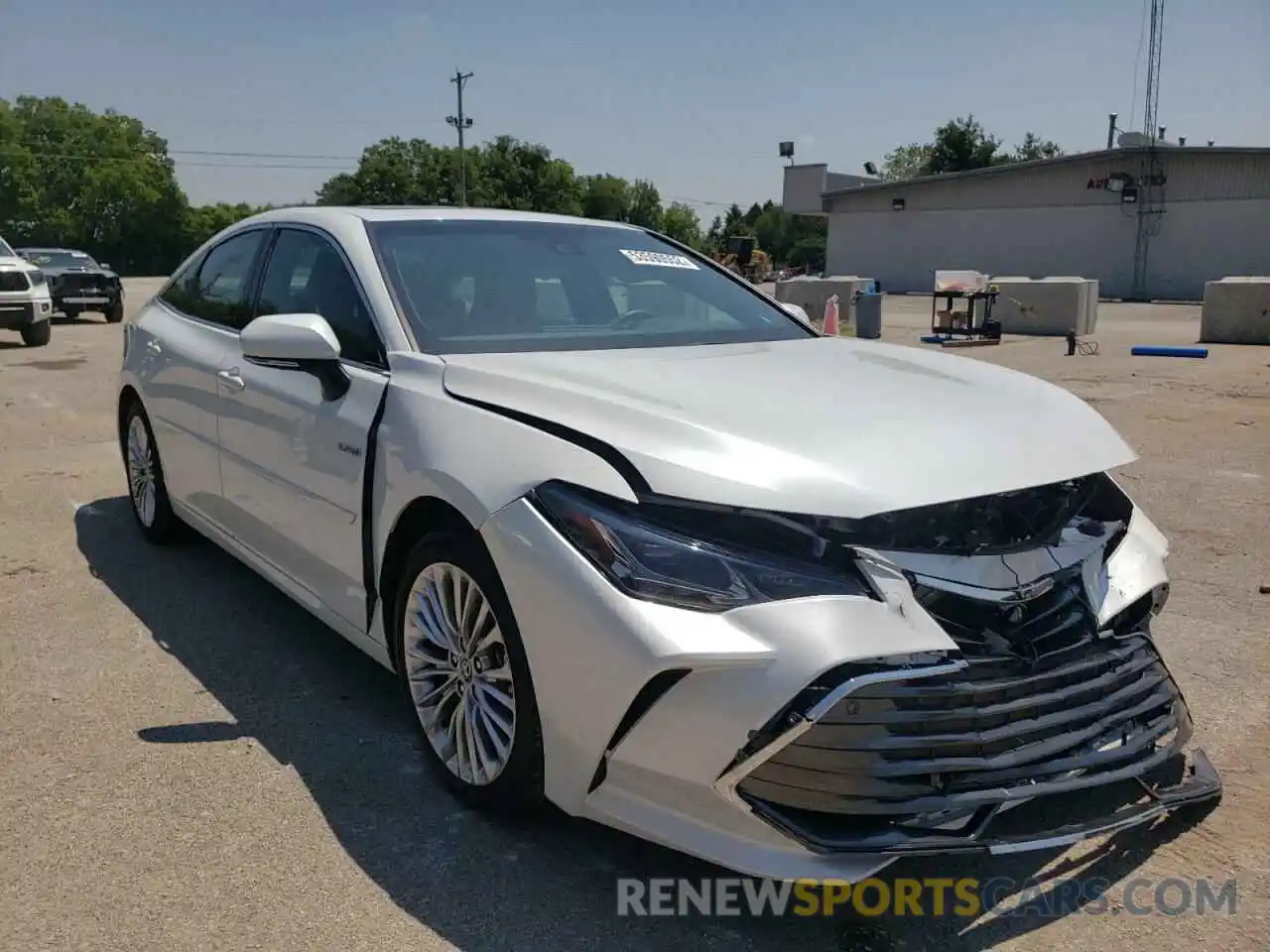 1 Photograph of a damaged car 4T1B21FB6KU004482 TOYOTA AVALON 2019