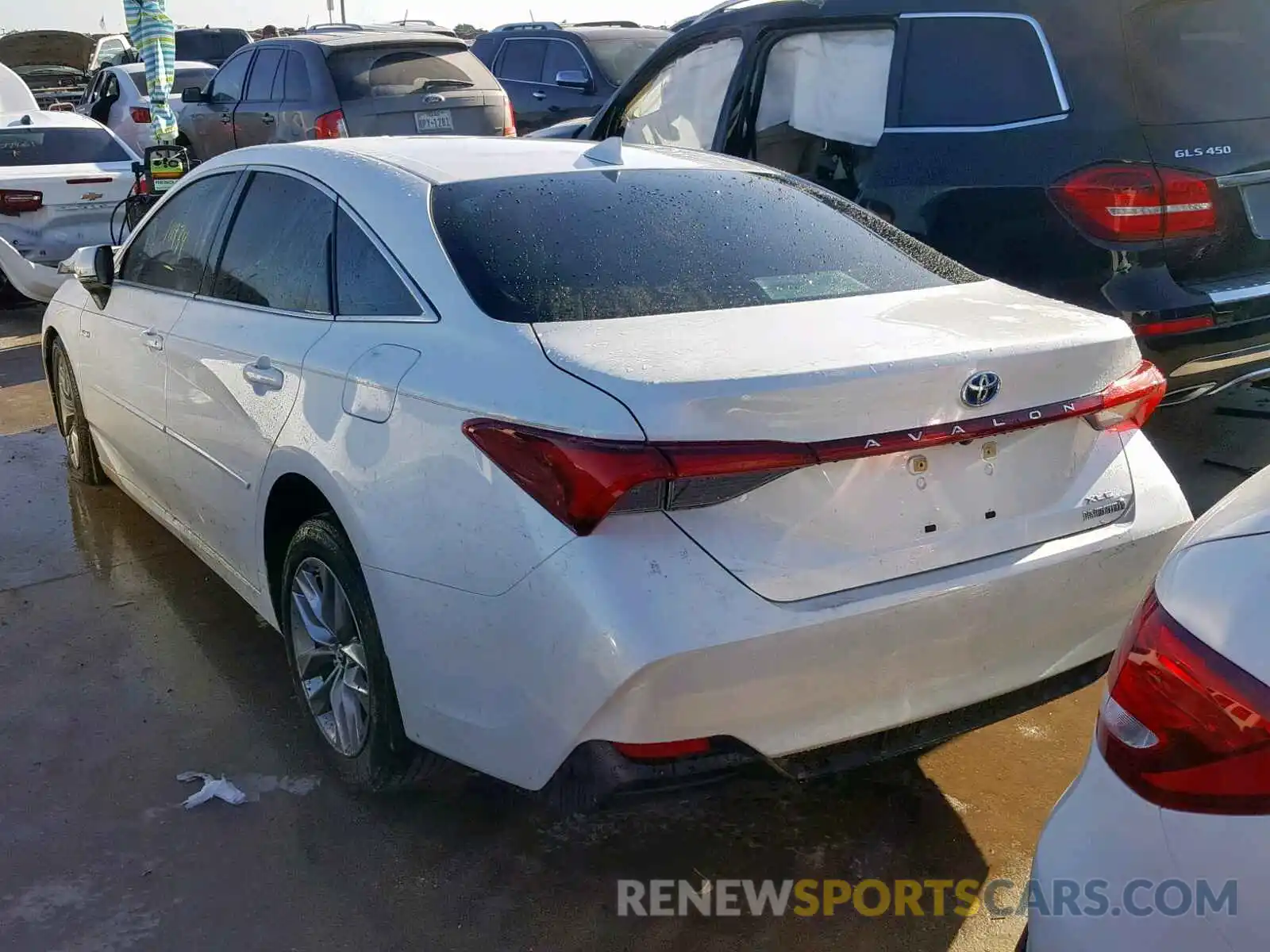 3 Photograph of a damaged car 4T1B21FB6KU004756 TOYOTA AVALON 2019