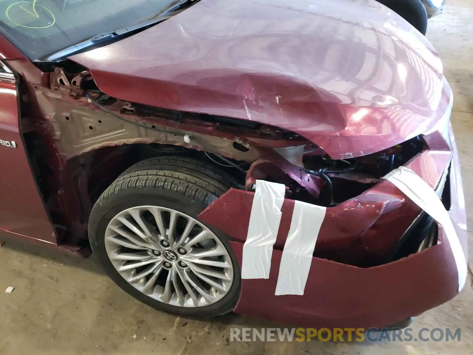 9 Photograph of a damaged car 4T1B21FB6KU006183 TOYOTA AVALON 2019