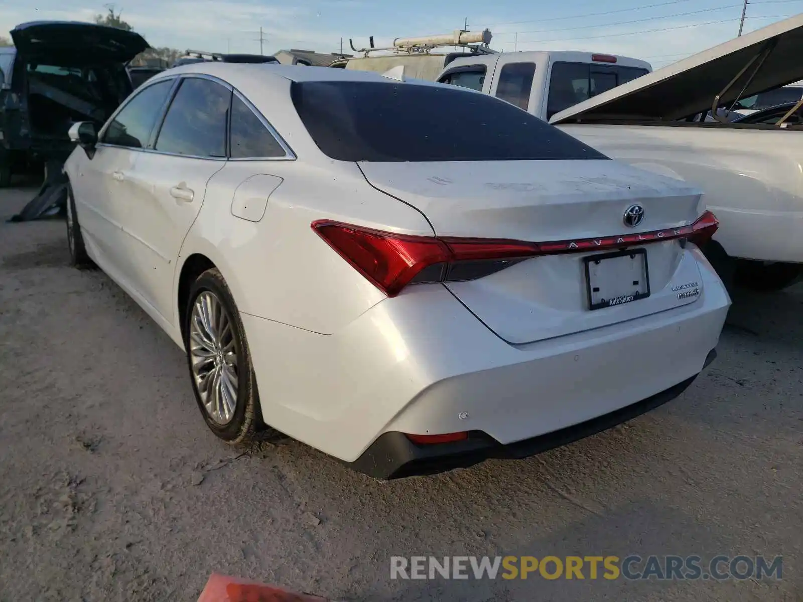 3 Photograph of a damaged car 4T1B21FB6KU007186 TOYOTA AVALON 2019