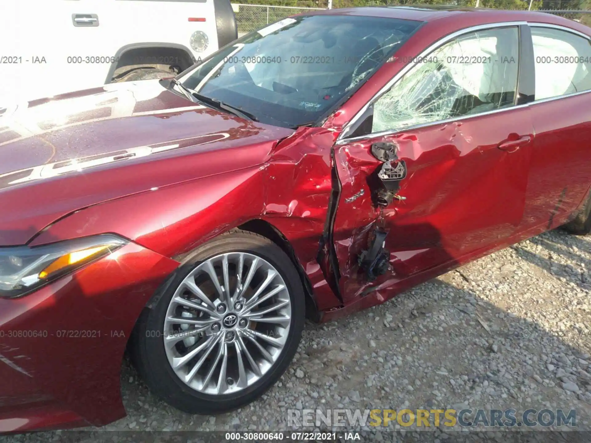 6 Photograph of a damaged car 4T1B21FB6KU010508 TOYOTA AVALON 2019