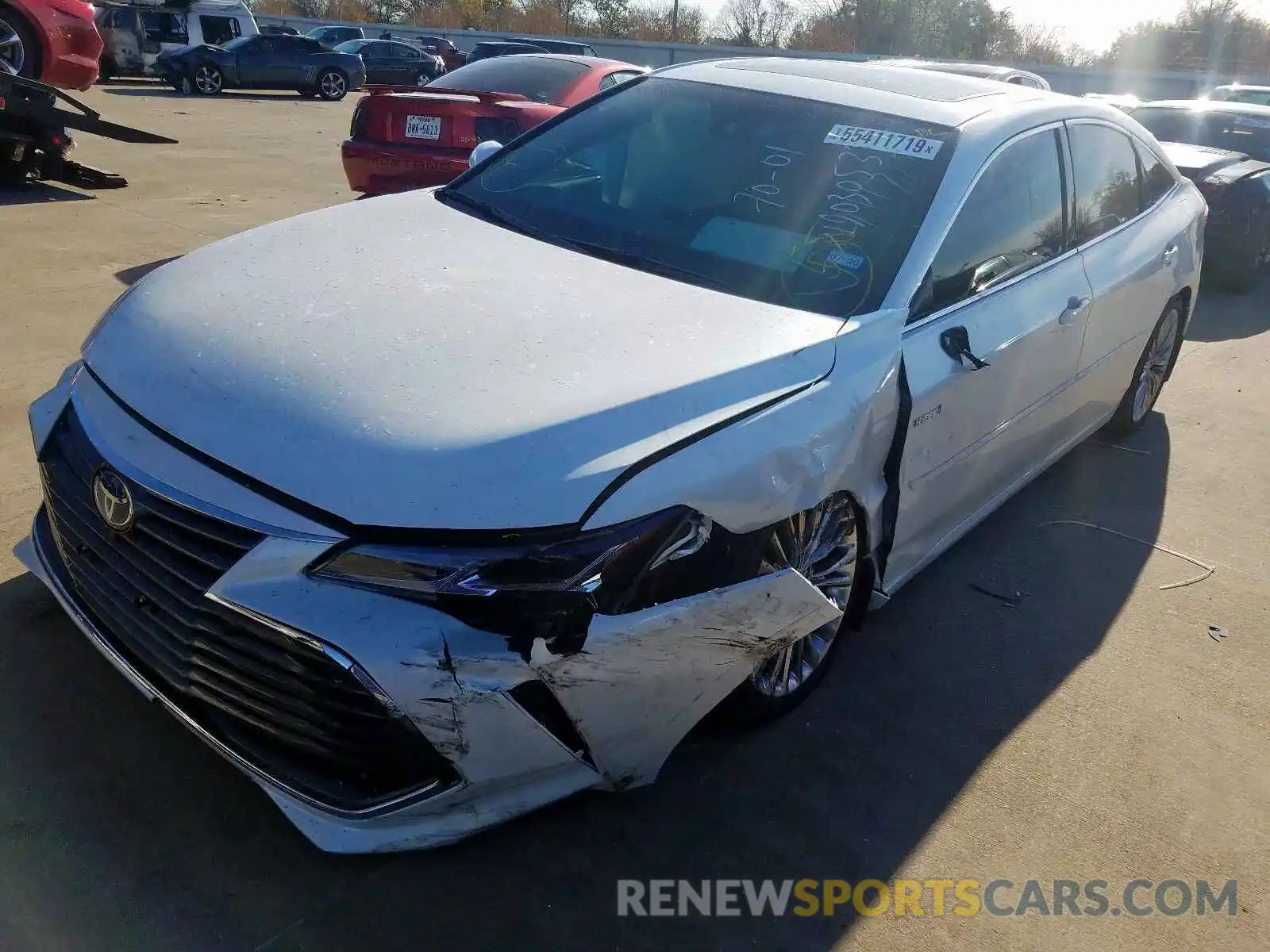 2 Photograph of a damaged car 4T1B21FB6KU011092 TOYOTA AVALON 2019