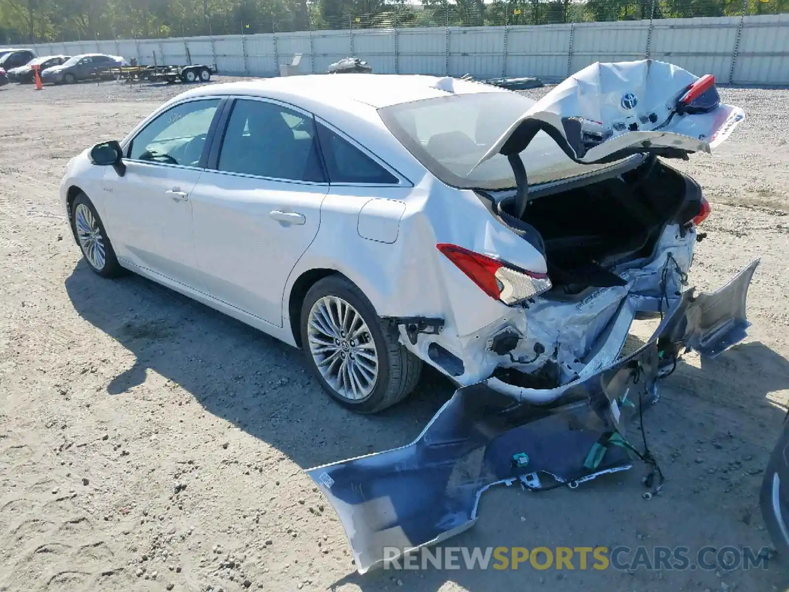 3 Photograph of a damaged car 4T1B21FB6KU011531 TOYOTA AVALON 2019