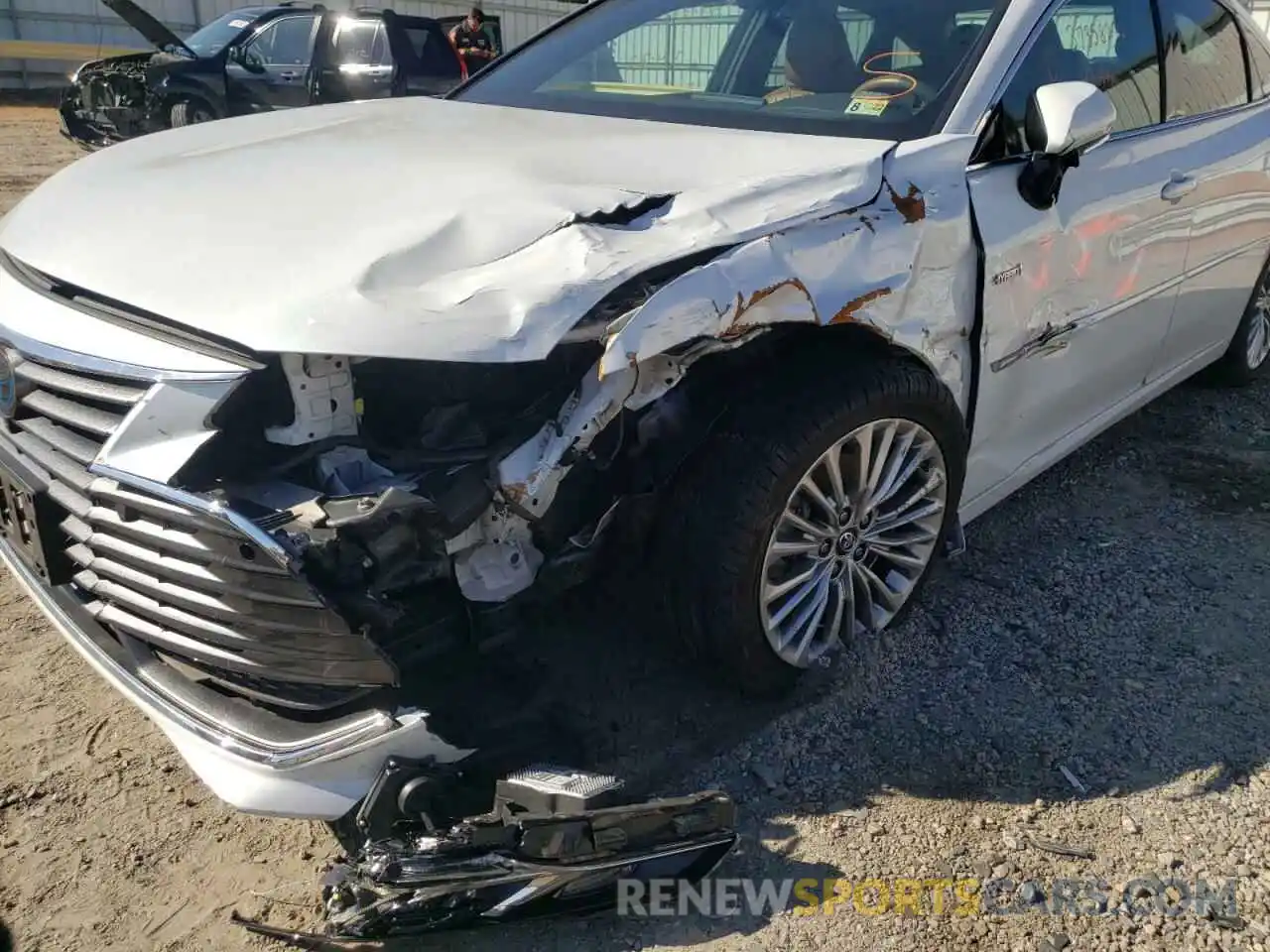 9 Photograph of a damaged car 4T1B21FB7KU003096 TOYOTA AVALON 2019