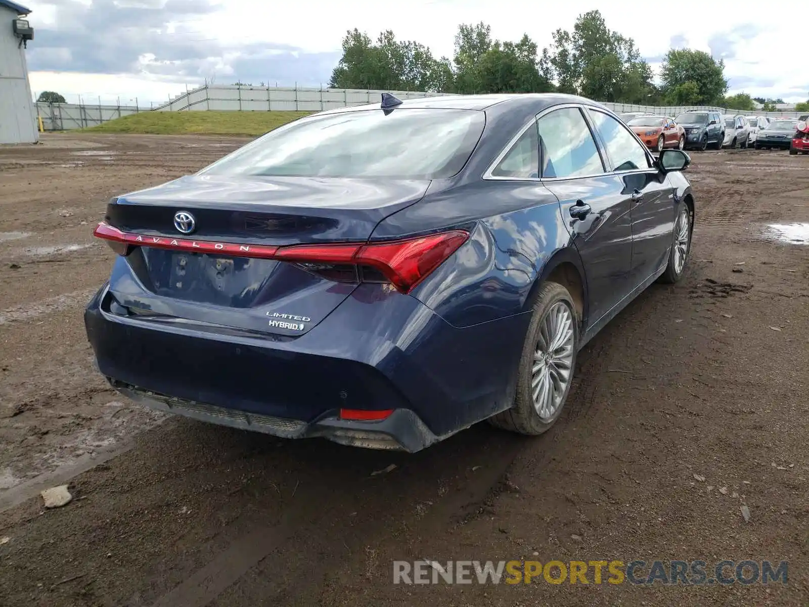 4 Photograph of a damaged car 4T1B21FB7KU007021 TOYOTA AVALON 2019