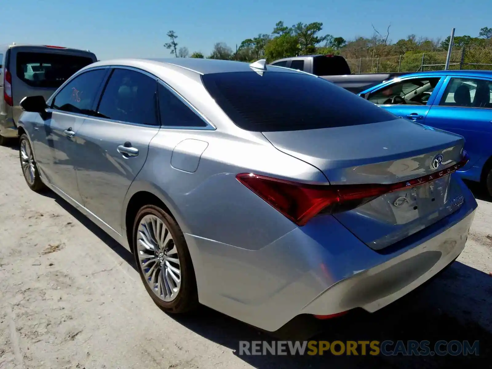 3 Photograph of a damaged car 4T1B21FB7KU007049 TOYOTA AVALON 2019