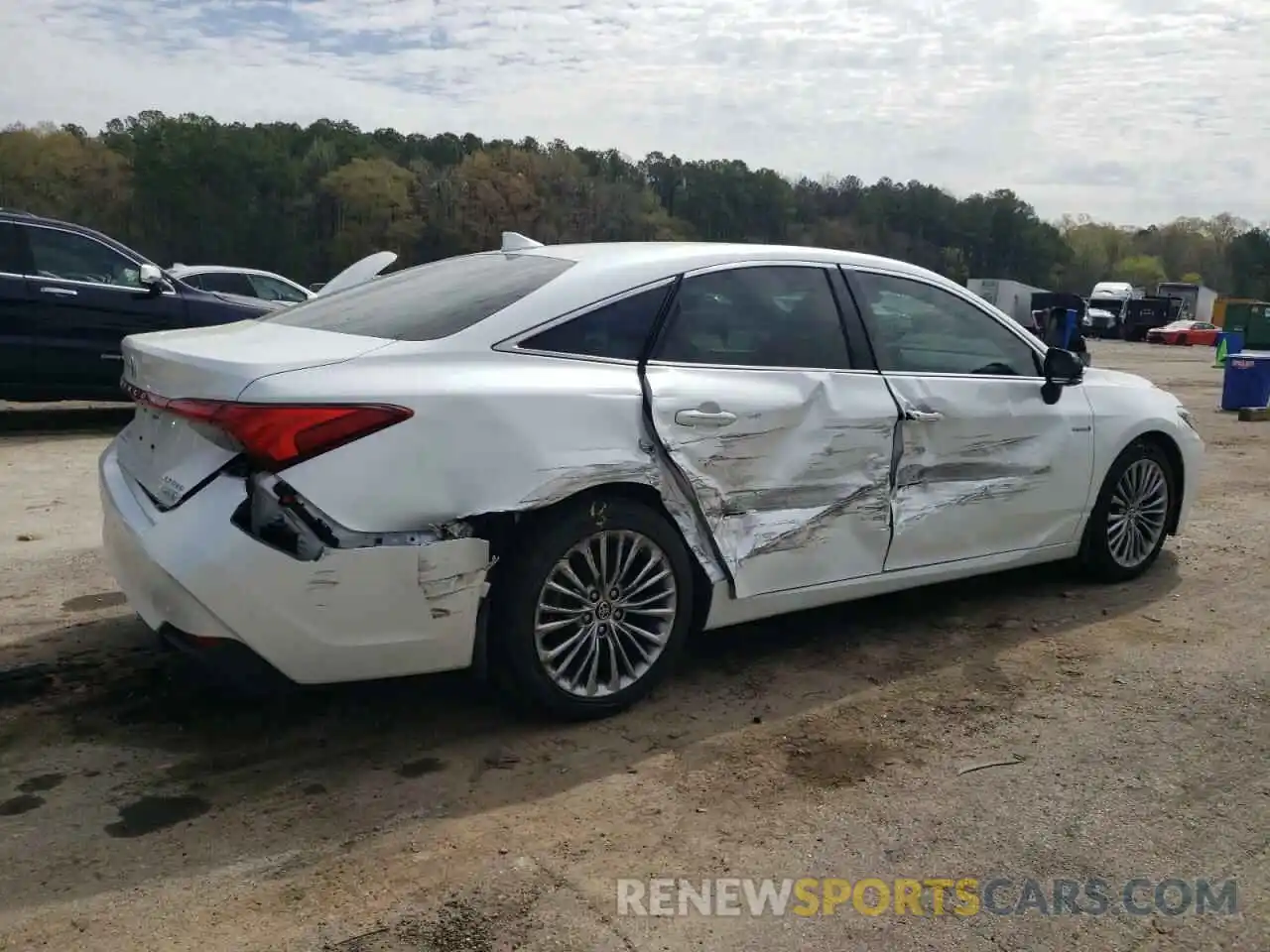 3 Photograph of a damaged car 4T1B21FB7KU007312 TOYOTA AVALON 2019