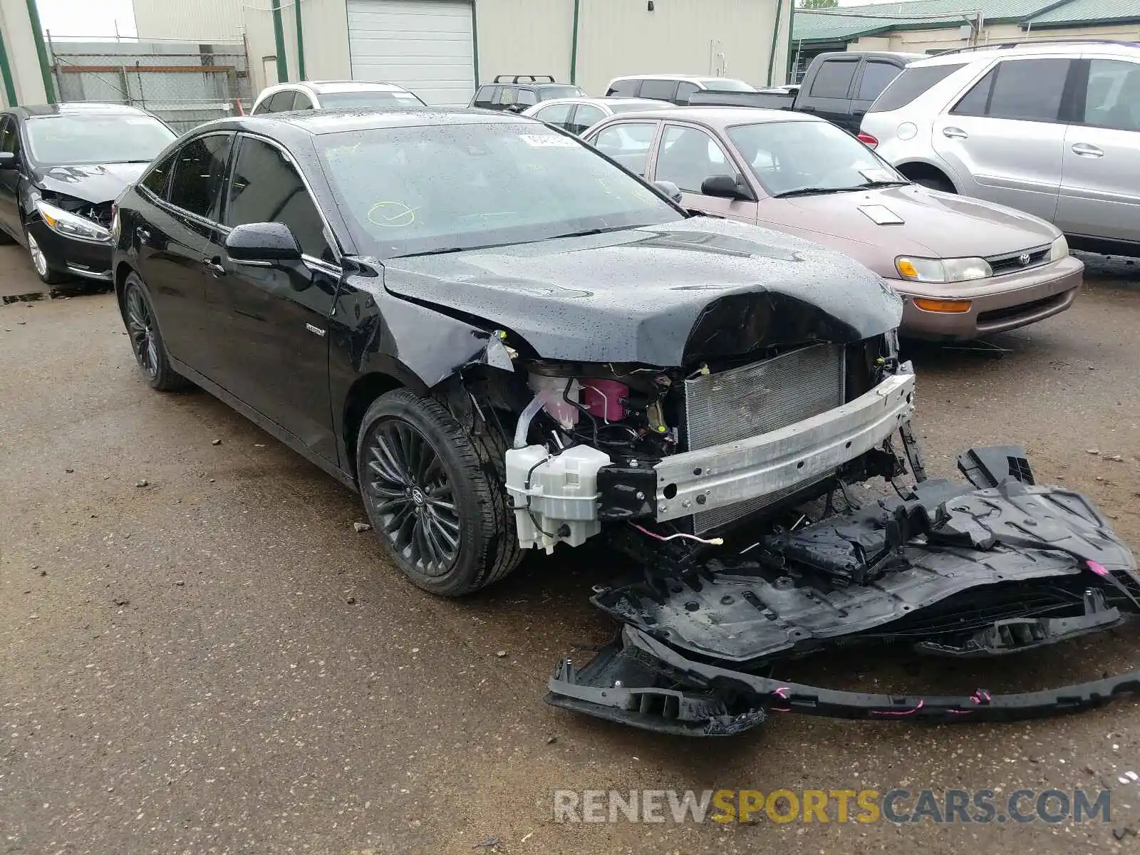 1 Photograph of a damaged car 4T1B21FB7KU010551 TOYOTA AVALON 2019