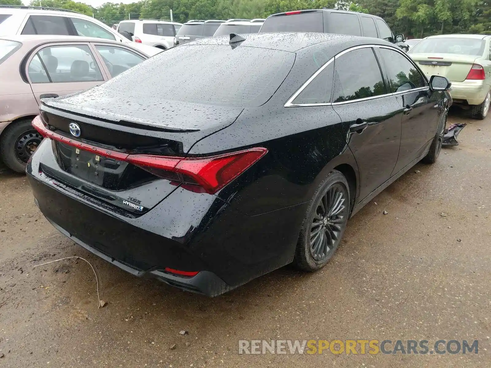 4 Photograph of a damaged car 4T1B21FB7KU010551 TOYOTA AVALON 2019