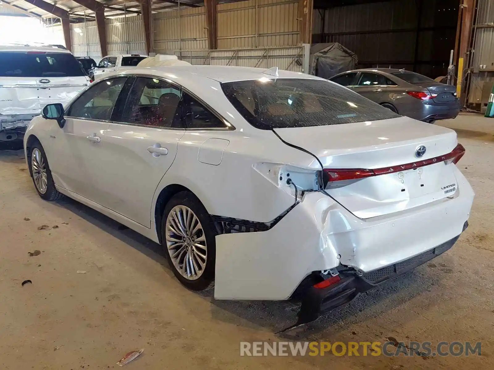 3 Photograph of a damaged car 4T1B21FB7KU010596 TOYOTA AVALON 2019