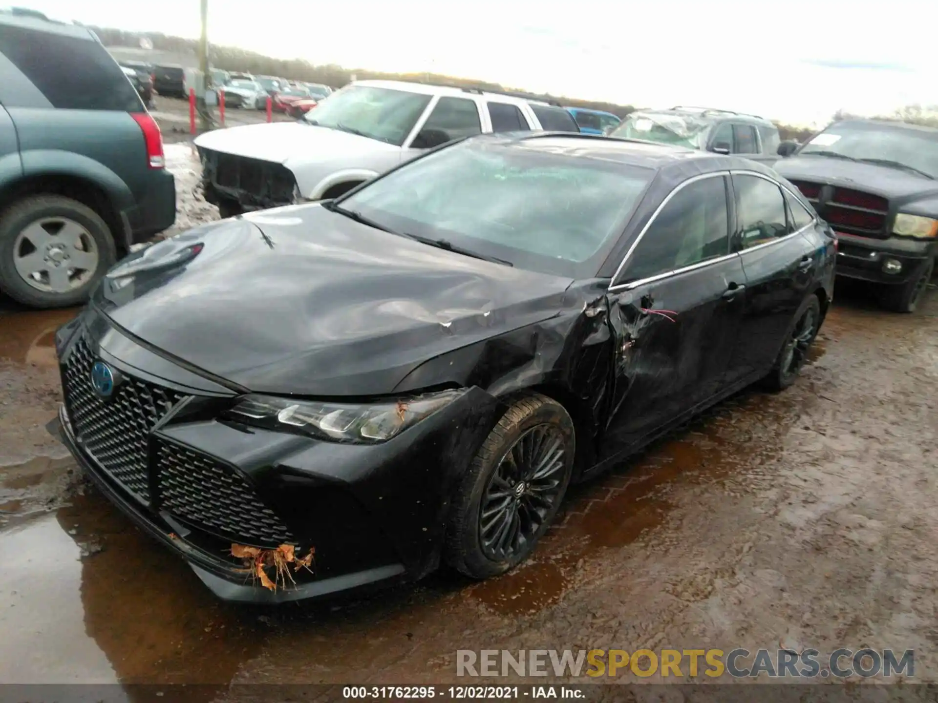 2 Фотография поврежденного автомобиля 4T1B21FB8KU002300 TOYOTA AVALON 2019