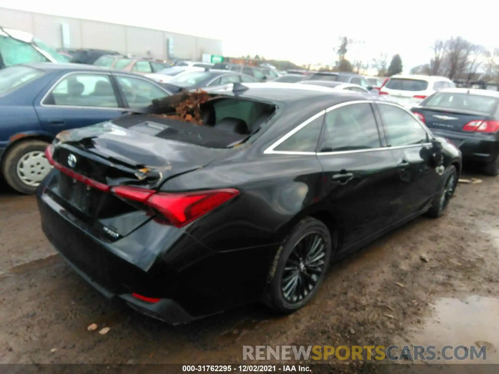 4 Photograph of a damaged car 4T1B21FB8KU002300 TOYOTA AVALON 2019