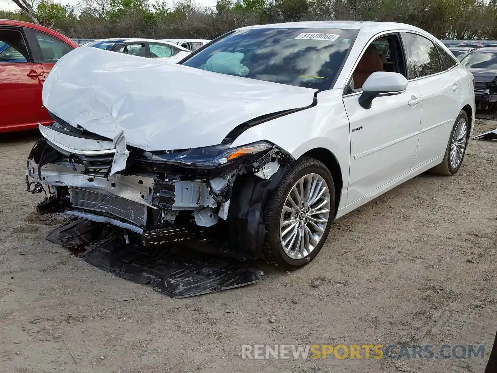 2 Photograph of a damaged car 4T1B21FB8KU002314 TOYOTA AVALON 2019