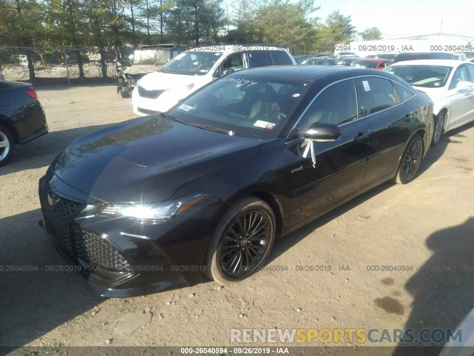 2 Photograph of a damaged car 4T1B21FB8KU004502 TOYOTA AVALON 2019