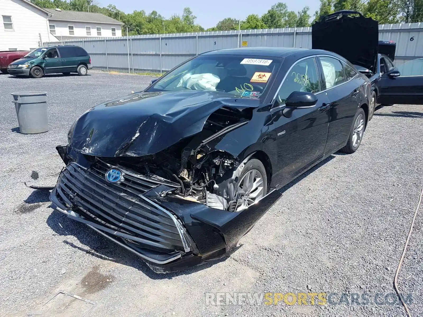 2 Photograph of a damaged car 4T1B21FB8KU004788 TOYOTA AVALON 2019