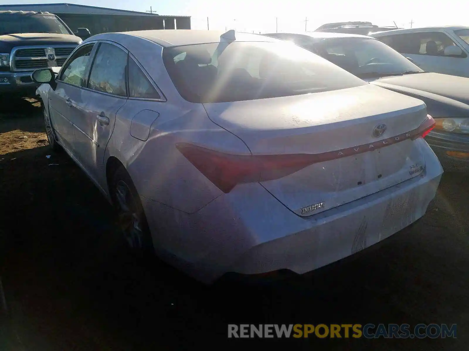 3 Photograph of a damaged car 4T1B21FB8KU005696 TOYOTA AVALON 2019