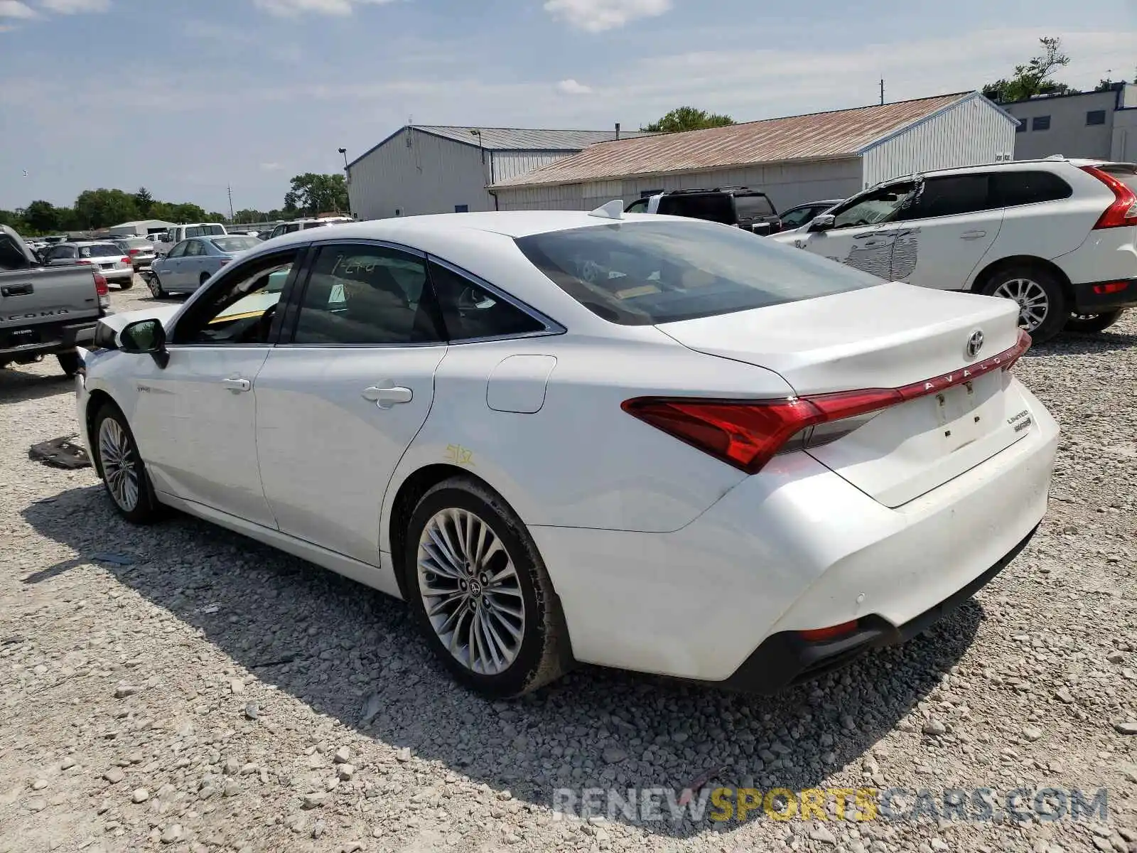 3 Photograph of a damaged car 4T1B21FB8KU006539 TOYOTA AVALON 2019