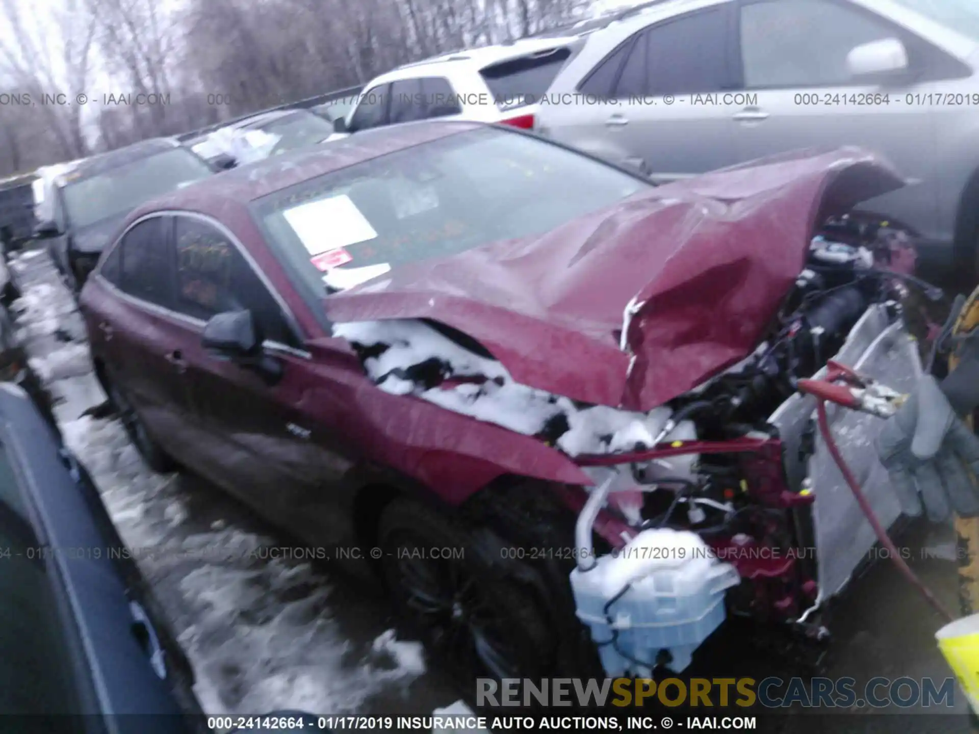 1 Photograph of a damaged car 4T1B21FB9KU001320 TOYOTA AVALON 2019