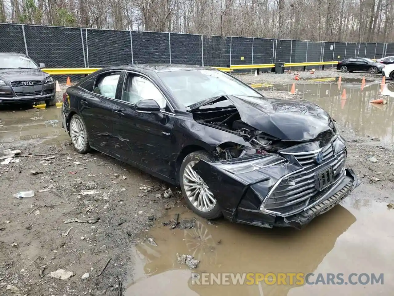 1 Photograph of a damaged car 4T1B21FB9KU002855 TOYOTA AVALON 2019